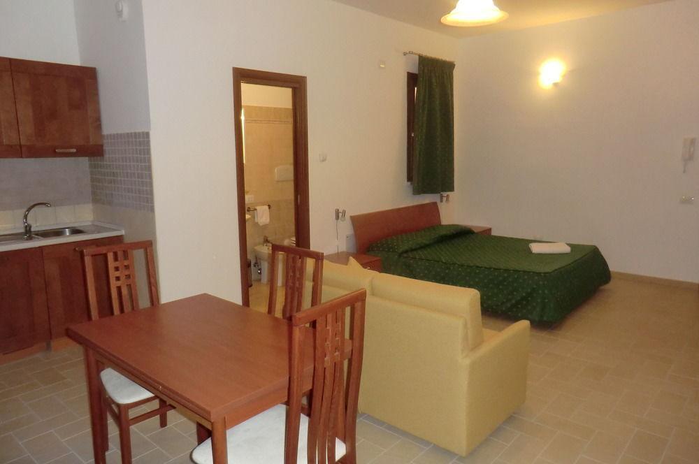 Aparthotel Il Casaletto Dei Ludi Aranova Exteriér fotografie