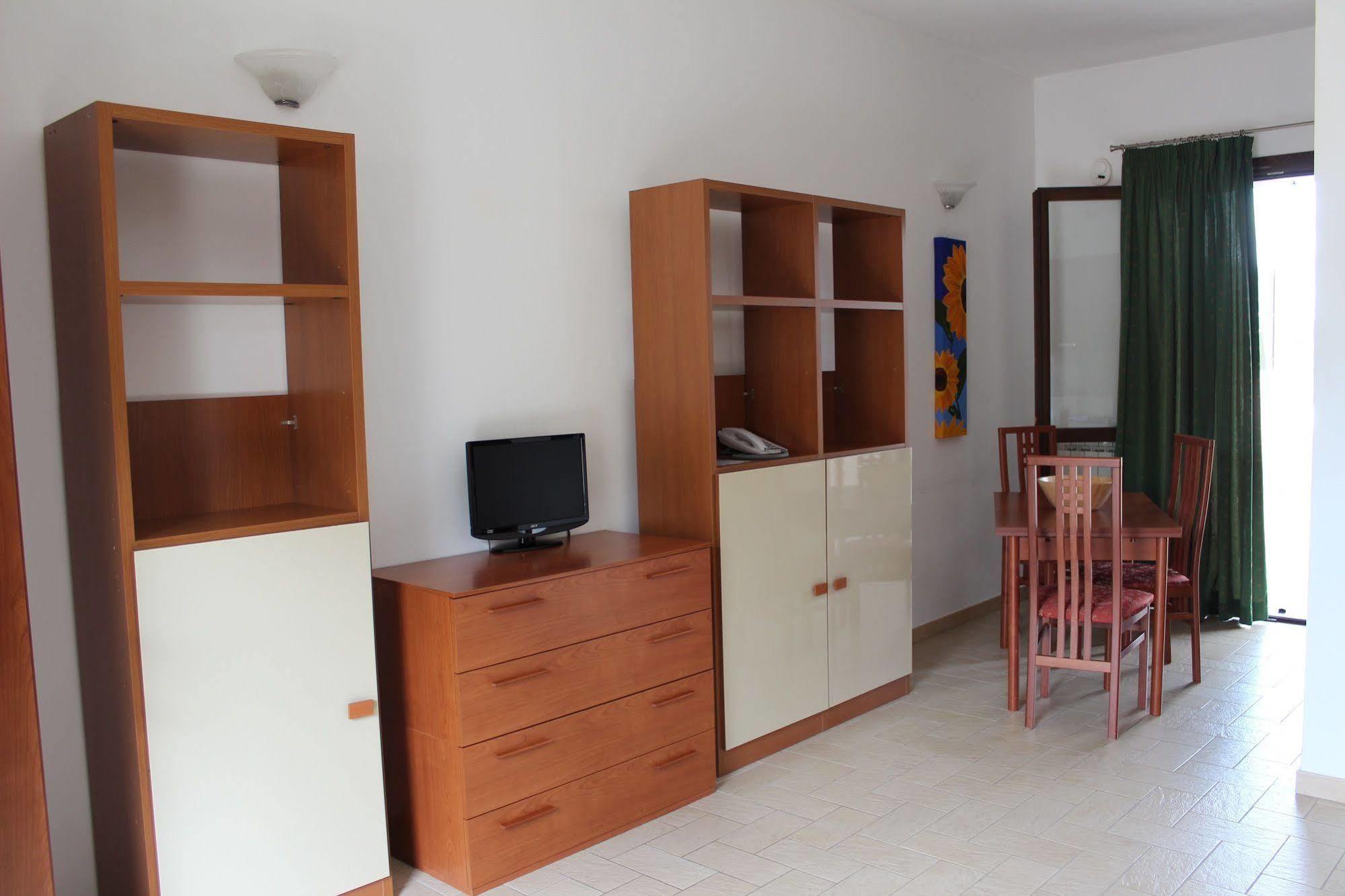 Aparthotel Il Casaletto Dei Ludi Aranova Exteriér fotografie