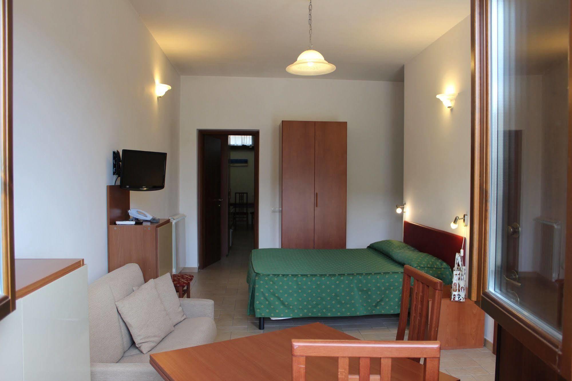 Aparthotel Il Casaletto Dei Ludi Aranova Exteriér fotografie
